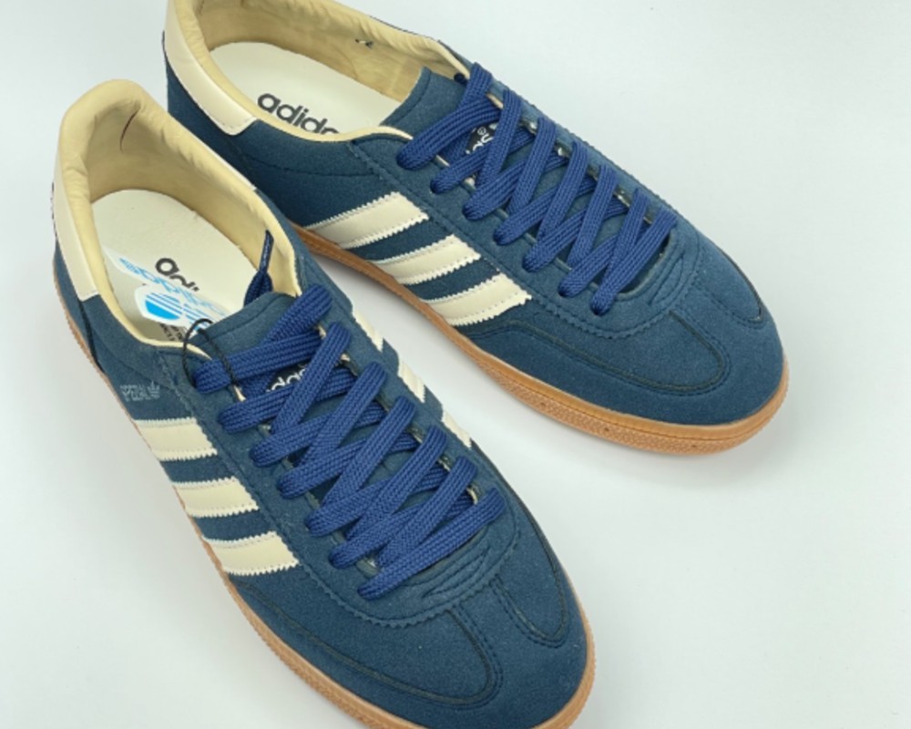  آدیداس سامبا Adidas samba 